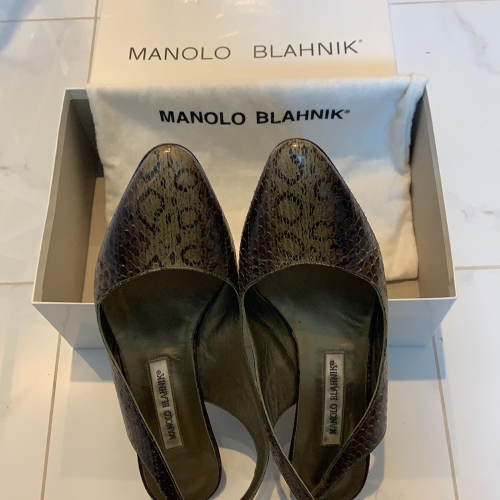 Manolo Blahnik sling back heels